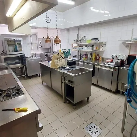 L'auberge A *