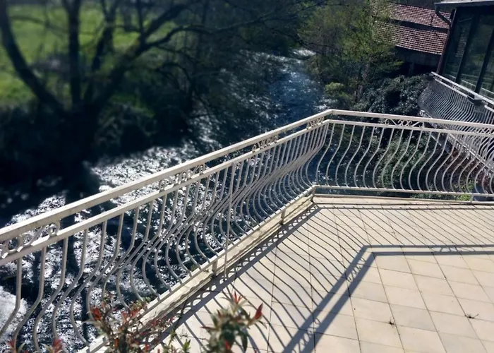 L'auberge A Σπίτι διακοπών *